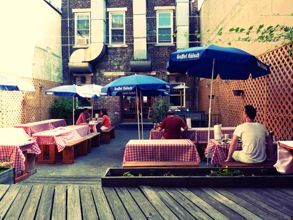 john-brown-smokehouse-queens-ny