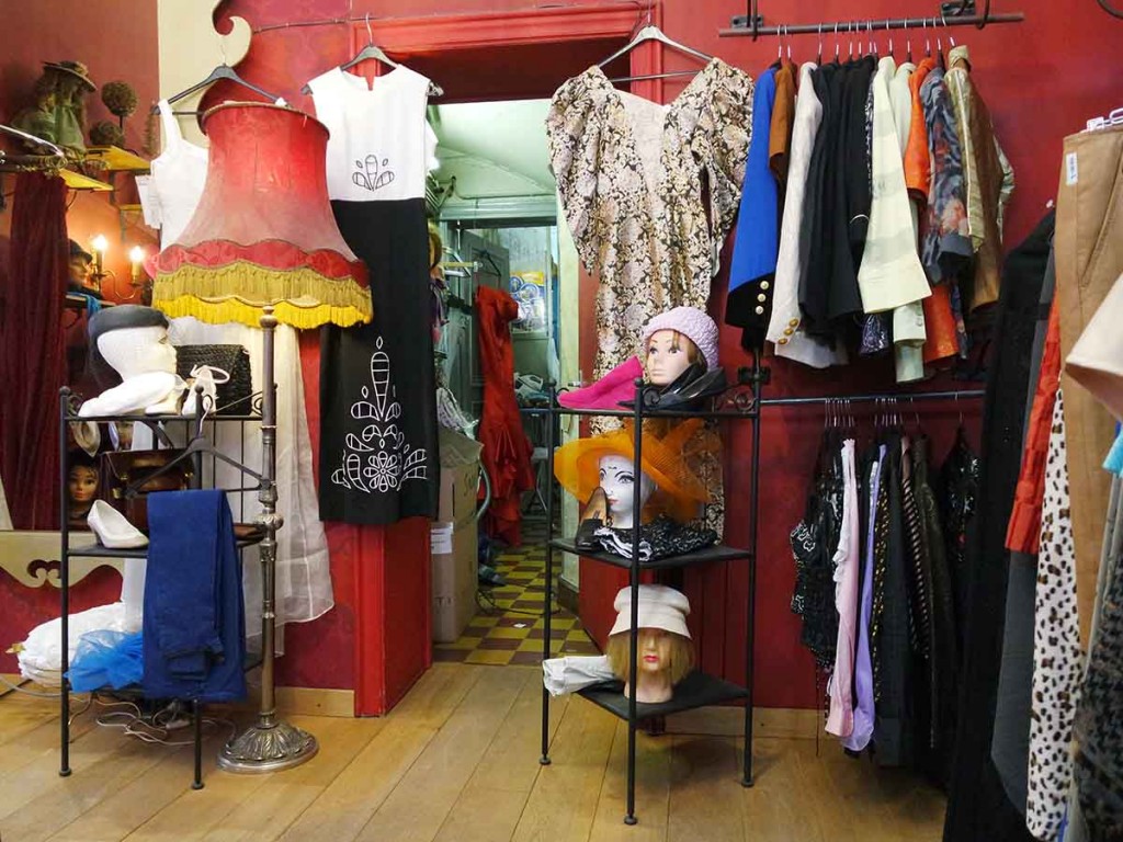 Carnaby Street Mons