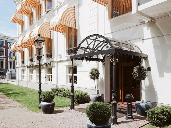 lifestyle hotel Carlton ambassador