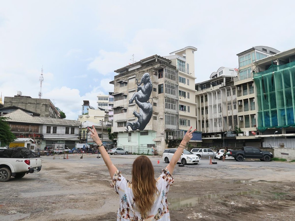 roa bangkok street art location