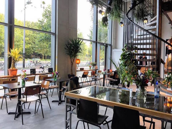 breakfast in amsterdam