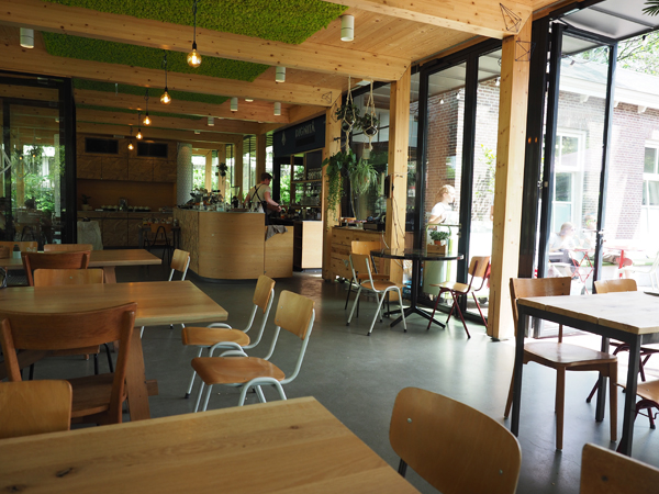 dignita hoftuin amsterdam