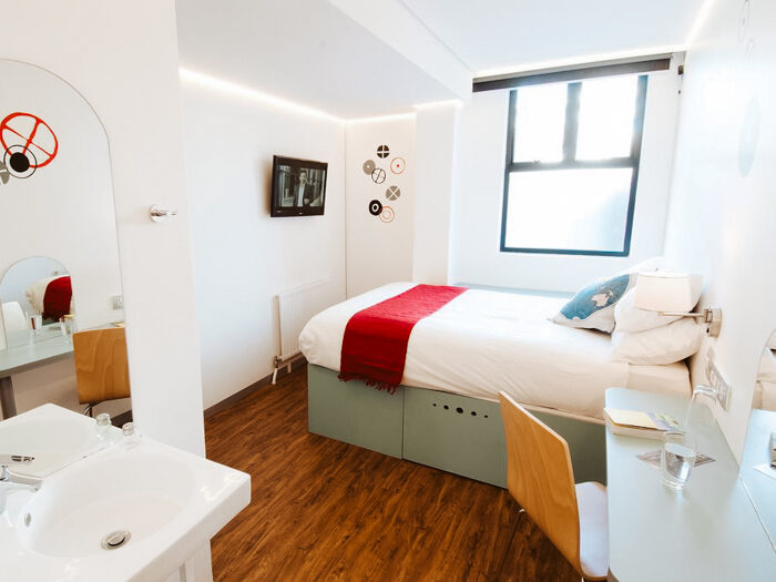 Bannister hotel