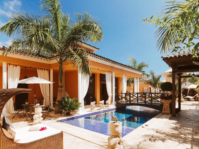 Royal Garden Villas