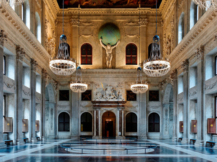 Amsterdam, Koninklijk Paleis, Burgerzaal, gezien richting Nieuwezijds Voorburgwal