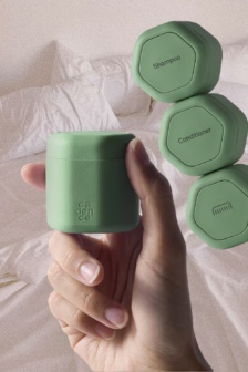 Travelsize Beauty Containers